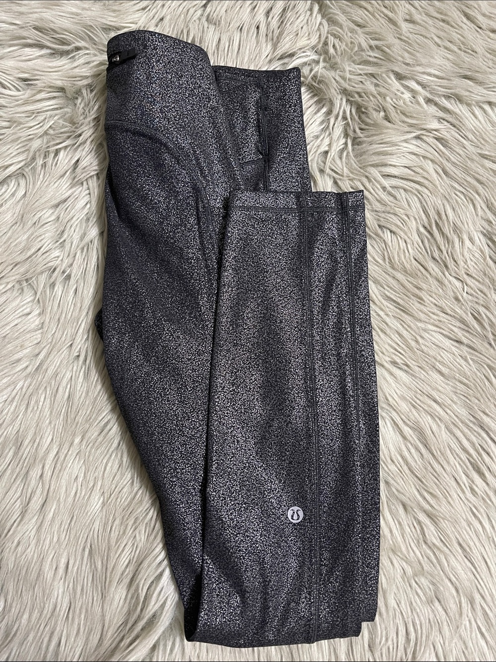 lululemon athletica Metallic Black High-Rise Leggings - Picture 6 of 6